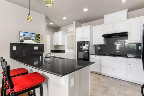 2665 Cherry Grove Ave, Manteca, CA 95336 photo 10