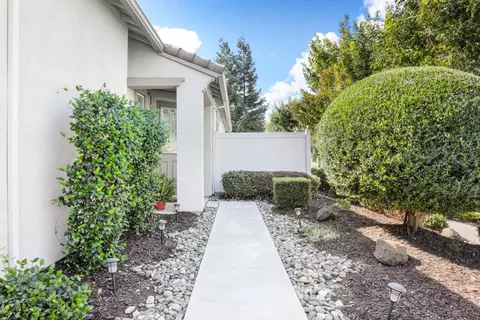 2665 Cherry Grove Ave, Manteca, CA 95336 photo 3