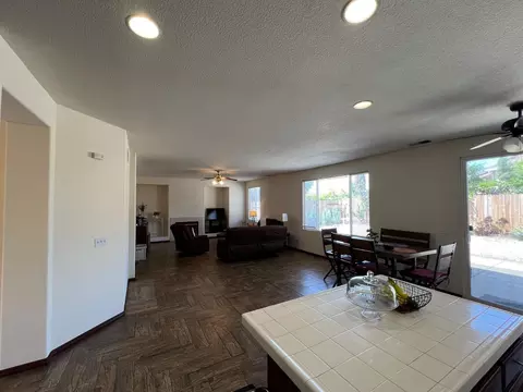 911 Boulder Ave, Lathrop, CA 95330 photo 9