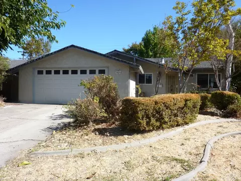 2621 Meadow Ave, Stockton, CA 95207