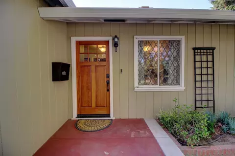 Entry Way - 2655 6th Ave, Merced, CA 95340 photo 1 of 6