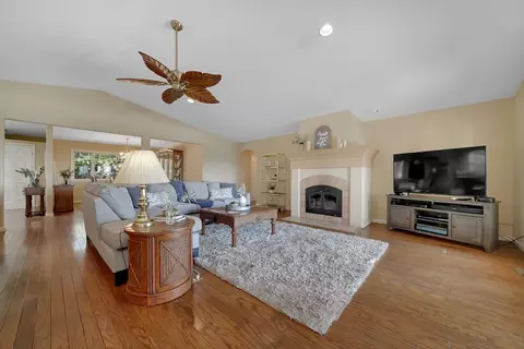 Living - 13594 W View Dr, Sutter Creek, CA 95685 photo 1 of 4