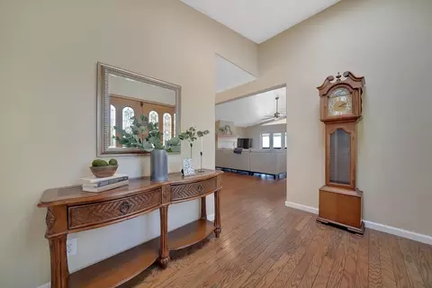 Entry Way - 13594 W View Dr, Sutter Creek, CA 95685 photo 4 of 6