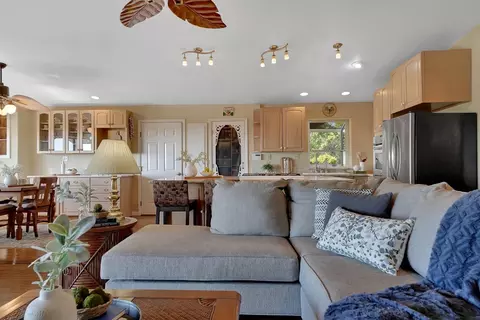 Living - 13594 W View Dr, Sutter Creek, CA 95685 photo 3 of 4