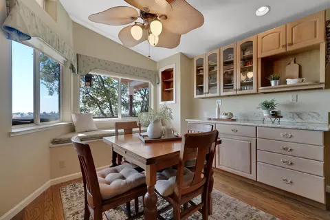 Dining - 13594 W View Dr, Sutter Creek, CA 95685 photo 3 of 4