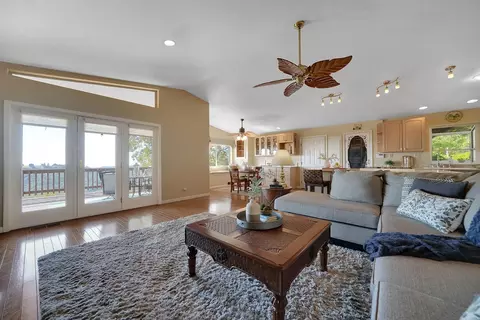 Living - 13594 W View Dr, Sutter Creek, CA 95685 photo 4 of 4