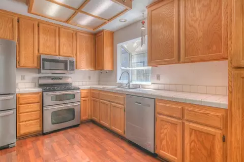 Kitchen - 3937 Diane Dr, Antelope, CA 95843 photo 3 of 3