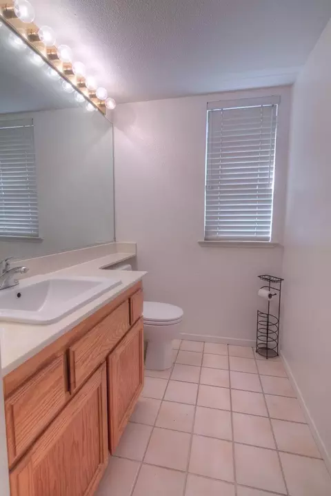 Bath - 3937 Diane Dr, Antelope, CA 95843 photo 1 of 7