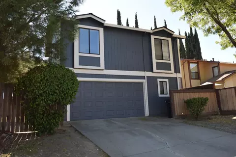 560 Allisha Ln, Tracy, CA 95376 photo 1
