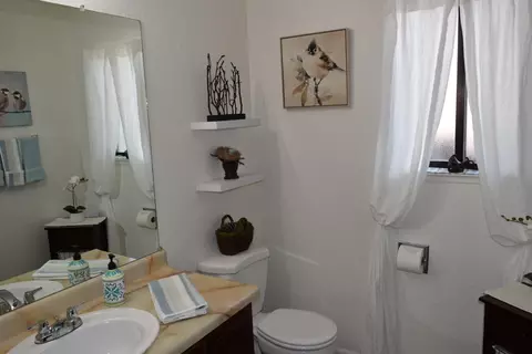 560 Allisha Ln, Tracy, CA 95376 photo 4