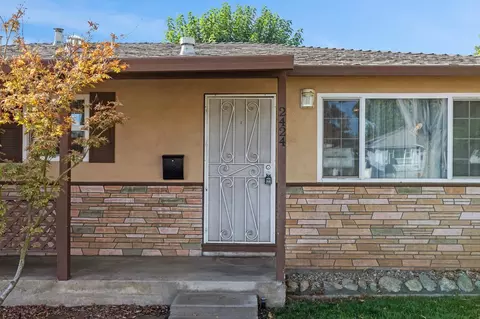 Exterior - 2424 Eicher Ave, Modesto, CA 95350 photo 4 of 8