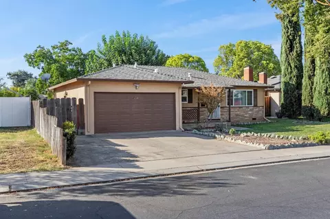 Exterior - 2424 Eicher Ave, Modesto, CA 95350 photo 2 of 8