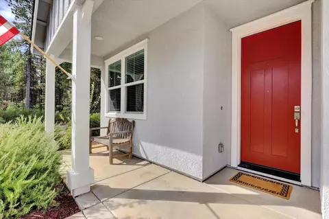 104 Berriman Loop, Grass Valley, CA 95949 photo 2