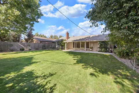 1424 Holly Dr, Lodi, CA 95242 photo 24