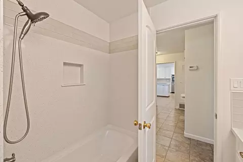1424 Holly Dr, Lodi, CA 95242 photo 19