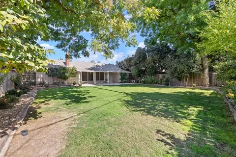 1424 Holly Dr, Lodi, CA 95242 photo 25