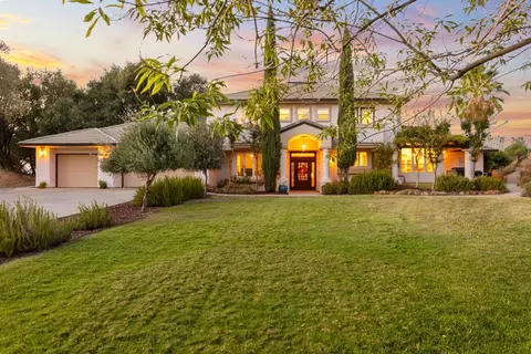 Exterior - 1815 Woodsman Ct, Placerville, CA 95667 photo 10 of 19