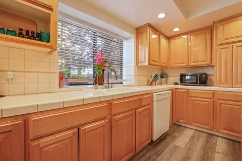 3800 Drakeshire Dr, Modesto, CA 95356 photo 16