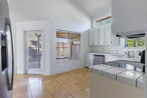 2500 Manor Oak Dr, Modesto, CA 95355 photo 4