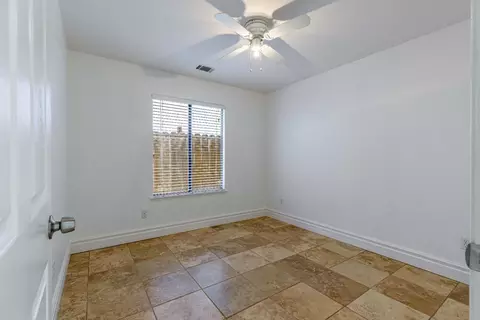 2500 Manor Oak Dr, Modesto, CA 95355 photo 17