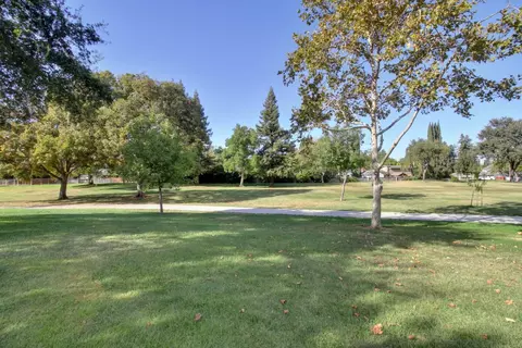 2147 Bella Casa St, Davis, CA 95616 photo 45