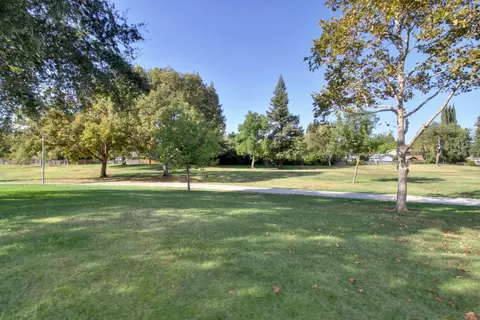 2147 Bella Casa St, Davis, CA 95616 photo 48