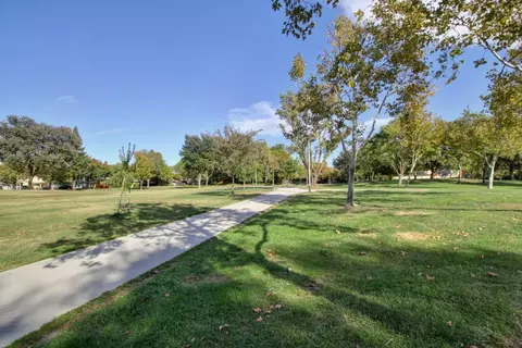 2147 Bella Casa St, Davis, CA 95616 photo 47