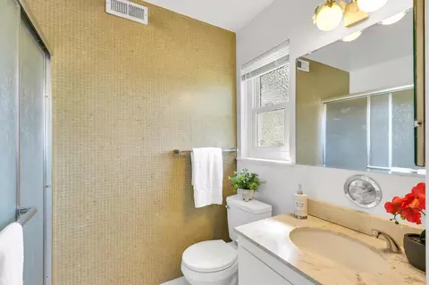 Bath - 3842 Ballard Dr, Carmichael, CA 95608 photo 4 of 4