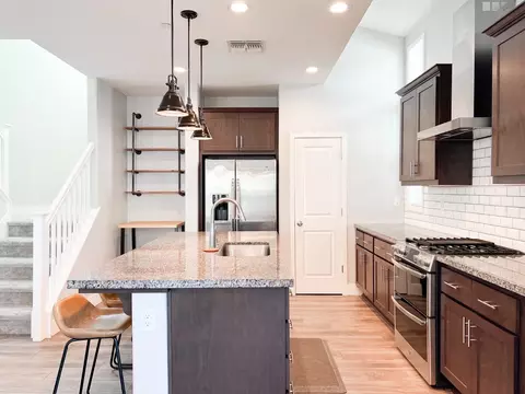 Kitchen - 677 Silo St, Folsom, CA 95630 photo 3 of 5