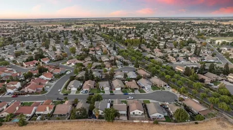 912 Bateman Ct, Galt, CA 95632 photo 40