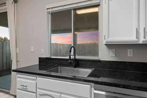 912 Bateman Ct, Galt, CA 95632 photo 12