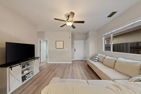 912 Bateman Ct, Galt, CA 95632 photo 6