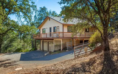 Exterior - 3121 Cascade Trl, Cool, CA 95614 photo 4 of 14