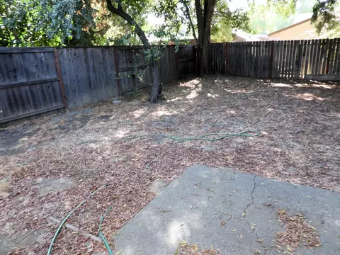 Exterior - 616 Isla Pl, Davis, CA 95616 photo 2 of 11