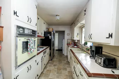 585 Roscoe Rd, Modesto, CA 95357 photo 9