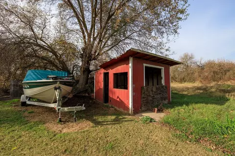 585 Roscoe Rd, Modesto, CA 95357 photo 23