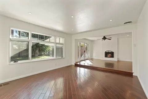 1192 N Ham Ln, Lodi, CA 95242 photo 7