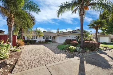 1192 N Ham Ln, Lodi, CA 95242 photo 3