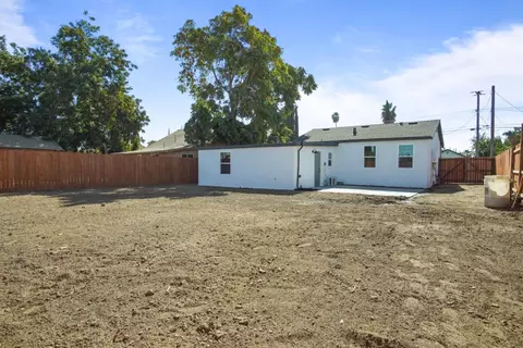 2129 Kenneth St, Modesto, CA 95351 photo 18