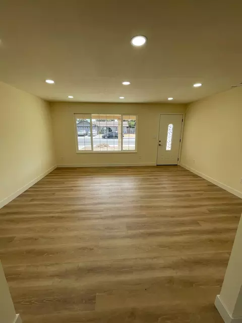 1613 Clevenger Dr, Modesto, CA 95356 photo 4