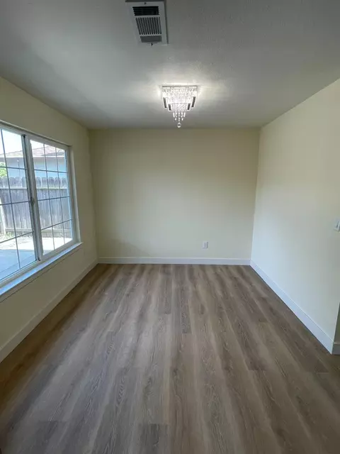 1613 Clevenger Dr, Modesto, CA 95356 photo 9