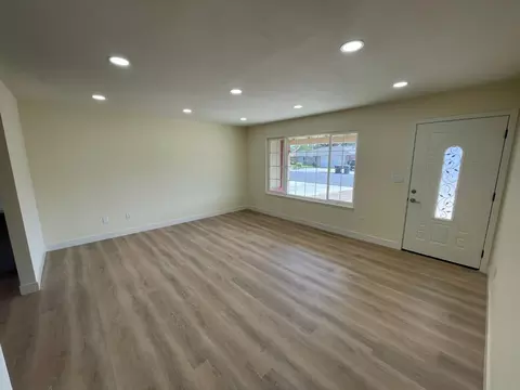 1613 Clevenger Dr, Modesto, CA 95356 photo 3