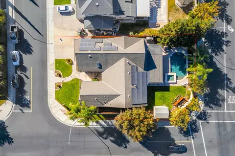 View/Area - 2577 Baigorry Ct, Tracy, CA 95304 photo 3 of 12