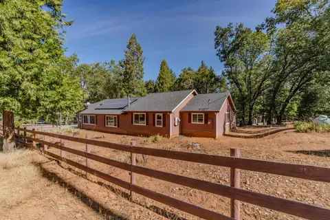 Exterior - 14910 Lupe Rd, Pine Grove, CA 95665 photo 12 of 14