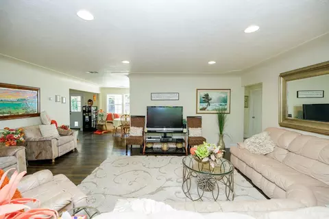 Living - 940 E Minnesota Ave, Turlock, CA 95382 photo 5 of 5