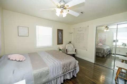 Bedroom - 940 E Minnesota Ave, Turlock, CA 95382 photo 5 of 5