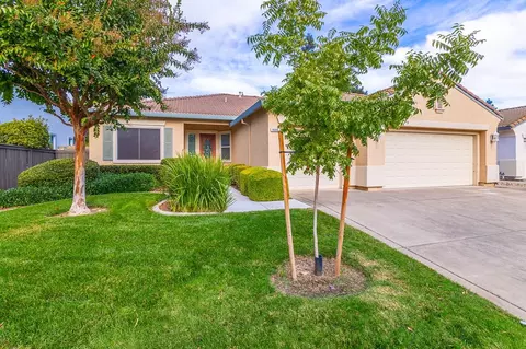 9500 Emerald Cove Ln, Elk Grove, CA 95758