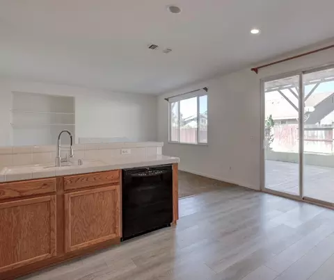 235 Olivine Ave, Lathrop, CA 95330 photo 13