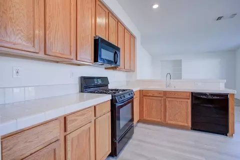 235 Olivine Ave, Lathrop, CA 95330 photo 12