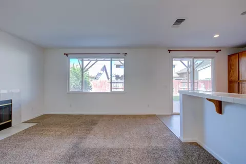 235 Olivine Ave, Lathrop, CA 95330 photo 17